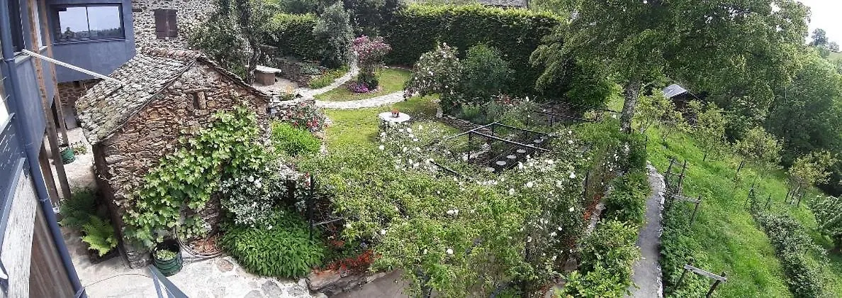 Louradou-Sur-Ciel Acomodação com café da manhã Jouqueviel 0*,